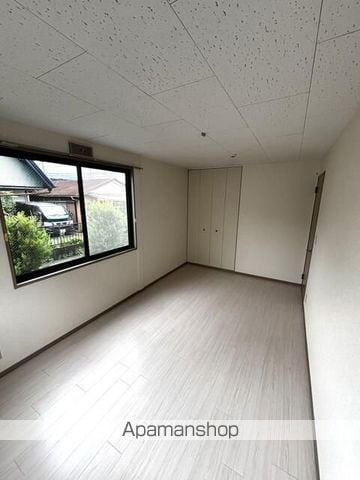 パームフィルズIIIの内装写真