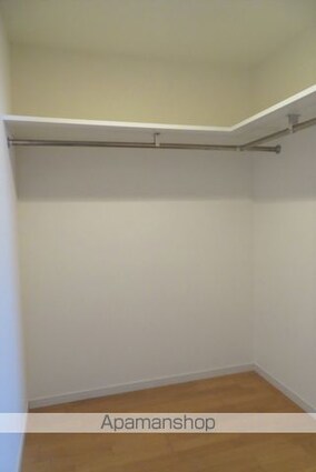 ＶＩＡ定禅寺[1LDK/65.53m2]の収納