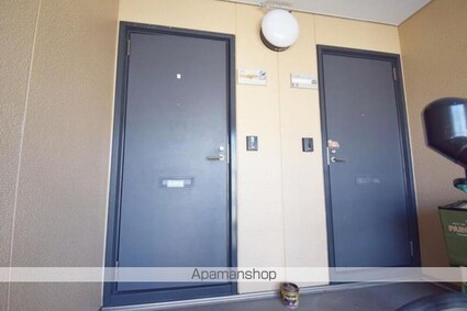 グランコート鴨川[3DK/52.35m2]のエントランス