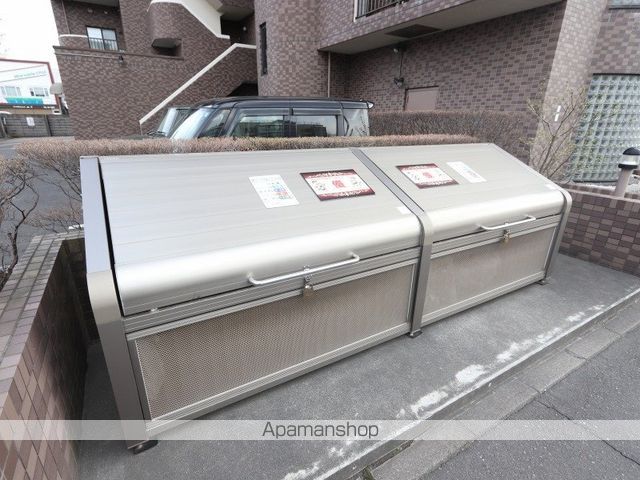 ライオンズマンション苫小牧錦町の外観写真