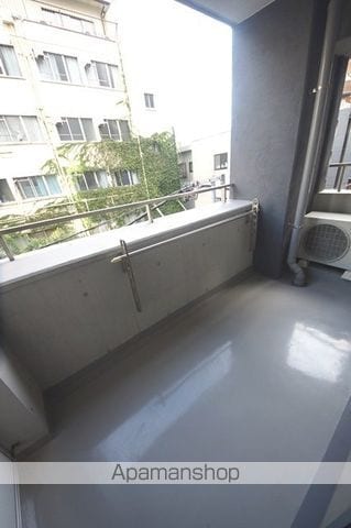 コマUD21の内装写真