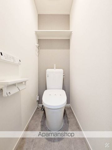 桧材仕様の単身物件 トレフル三郷中央の内装写真