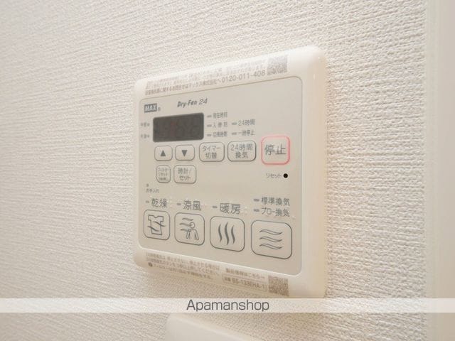 COMFORIA RIB大阪本町の内装写真