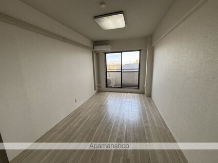 アーバン川内[1K/22.62m2]のリビング・居間