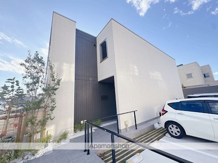 ベルク[2LDK/52.87m2]の外観4