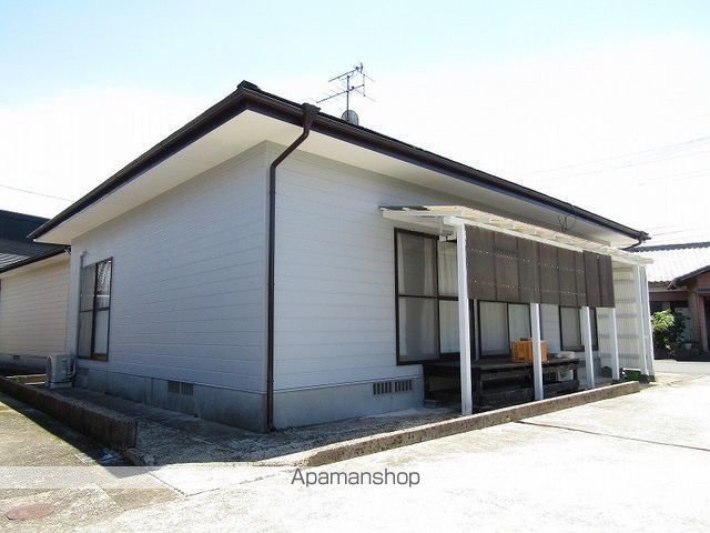 小林市 1階建 築29年の外観写真