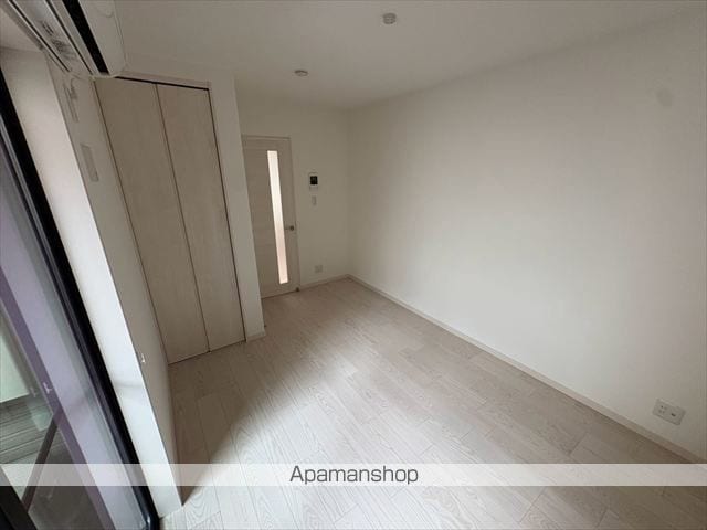 ヴェルメゾン三津屋中の内装写真