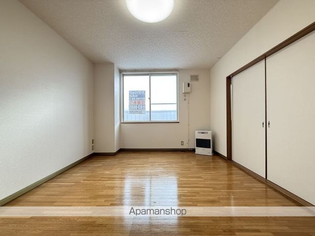 ビュータウン中央の内装写真
