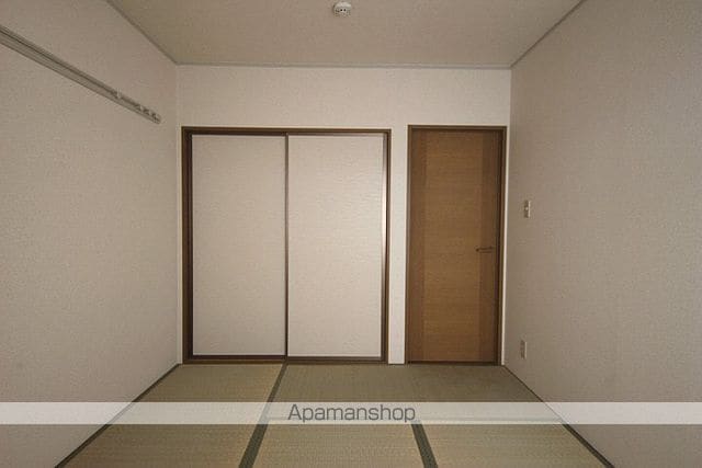 ハイツ南花屋敷の内装写真