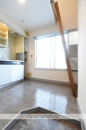 カルタス２１駒場東大前[1R/14m2]のリビング・居間