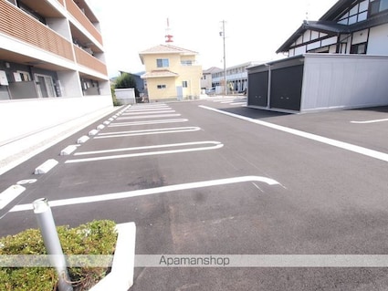 ＣｏｕＲ１８高宮Ｅ[1LDK/44.5m2]の駐車場