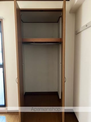 プレジール狛江[1K/23.1m2]の収納