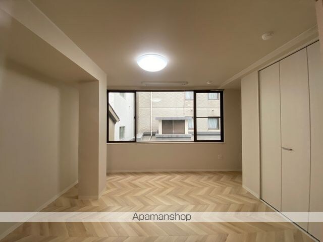 和歌山県和歌山市本町２丁目[2K/54m2]の内装3