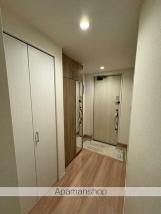 八王子市田町戸建[3LDK/81.76m2]の玄関