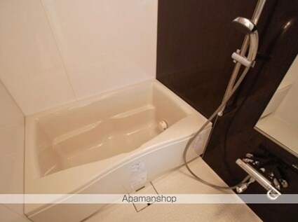 ＫＤＸレジデンス下馬[1R/26.12m2]のバス