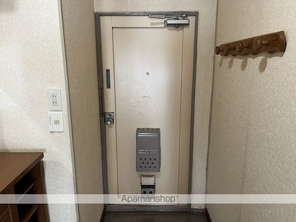 山陽　マンション[3LDK/63.6m2]の玄関