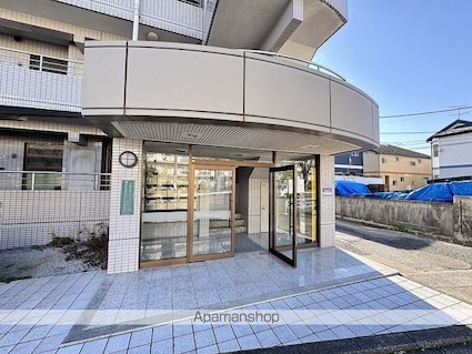 マンショングリーン立川[3LDK/69.4m2]のエントランス