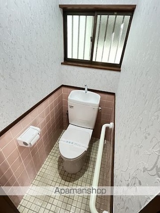 上戸田５丁目貸戸建[2SLDK/75.76m2]のトイレ