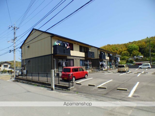 オレンジハウス　Ａ棟[2LDK/50.38m2]の駐車場