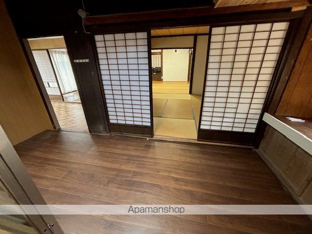 detached 福島県伊達郡川俣町大字鶴沢字下中島2-4
鶴沢の賃貸情報を見る
物件地図