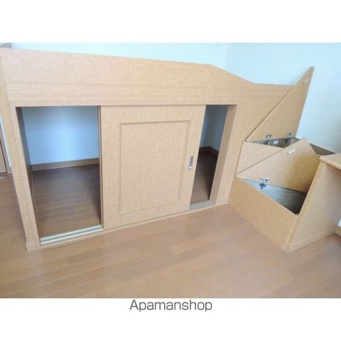 レオパレスカーサ藻岩の内装写真