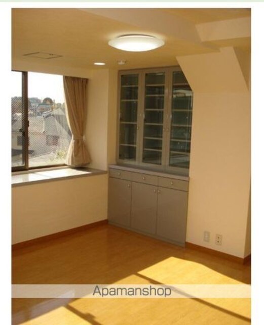 ルート下馬マンション[3LDK/182.96m2]の内装