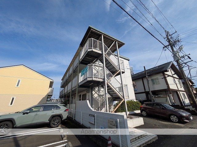 緑マンションの外観写真