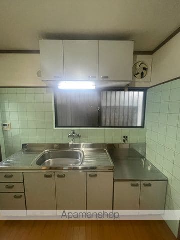 南海電鉄南海本線 尾崎駅 徒歩12分 2階建 築48年の内装写真