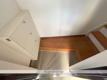 コンフォール[2LDK/57.8m2]の玄関