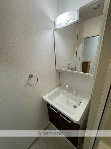 グレイシャス宇品の内装写真