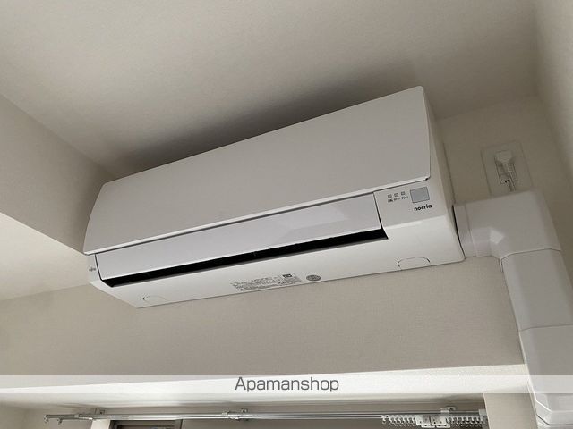 小田急伊勢原駅前マンションの内装写真