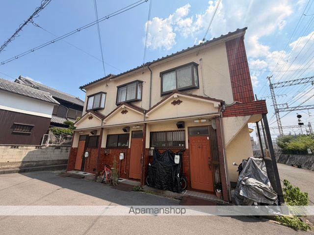 町楠葉1丁目テラスハウスの外観写真