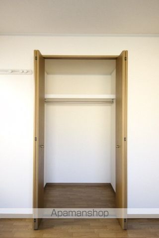 ハイツ南花屋敷の内装写真