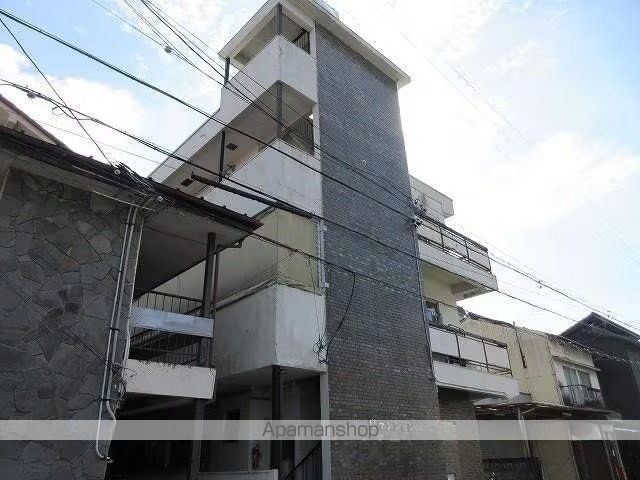 泉マンションの外観写真