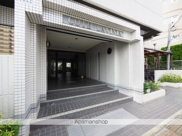 コートラヴィーニアの玄関写真