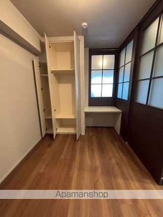 ブランシエスタ浅草蔵前[1LDK/37.6m2]の収納