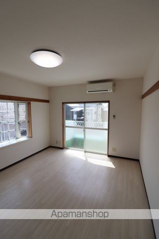 エクセレント菜根の内装写真