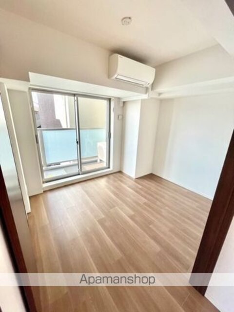 東京都杉並区高円寺南５丁目[1LDK/41.68m2]のリビング・居間