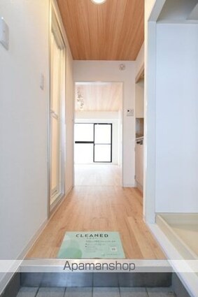 東京都目黒区中目黒１丁目[1K/25.56m2]の玄関