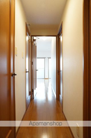 アヴァンセーヌ西新の内装写真