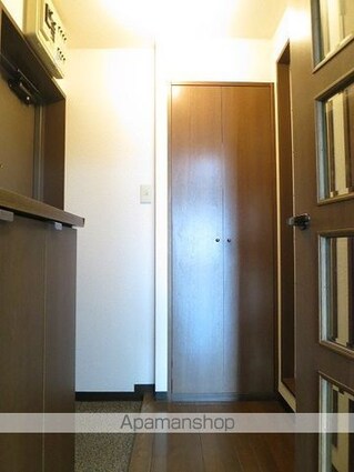 東京都世田谷区松原３丁目[1DK/27.56m2]の玄関