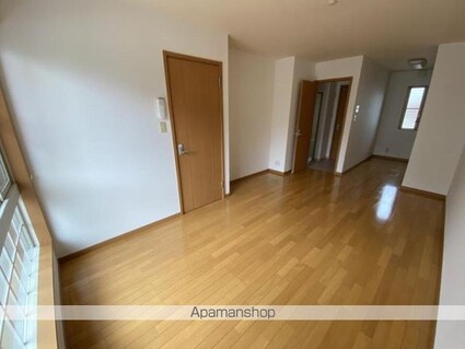 Ｍａｎｄａｒｉｎｅ　Ａ棟[2LDK/60.86m2]のリビング・居間
