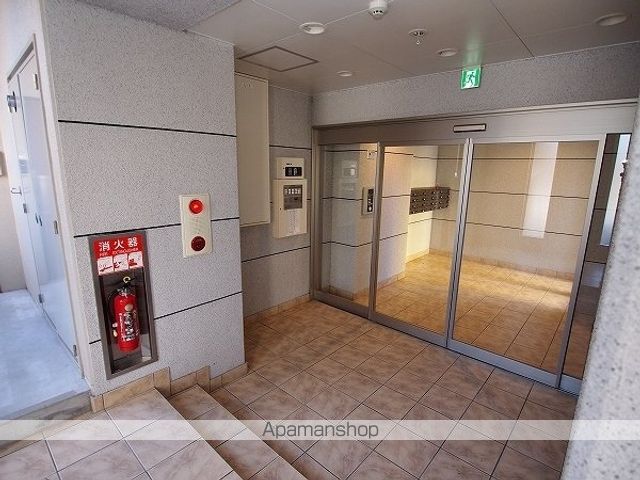 シェーナ下到津の玄関写真