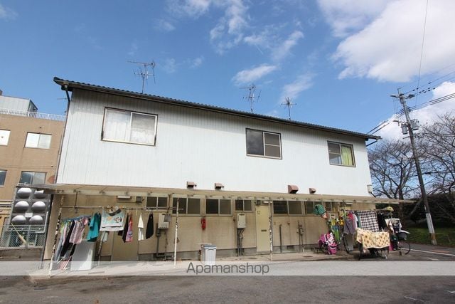 岩本アパート鶴崎の外観写真