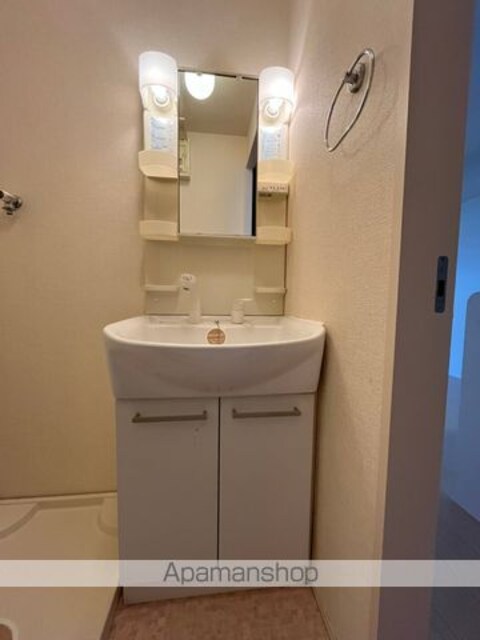 和歌山県和歌山市西浜[2LDK/51.21m2]の洗面所