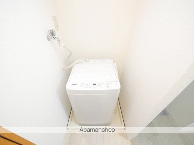 CANVASSすすきのの内装写真