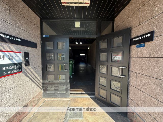 サラオリエンテ中野の玄関写真