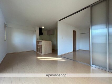 リビングタウン泉大津　Ｂ[2LDK/62.1m2]の内装3