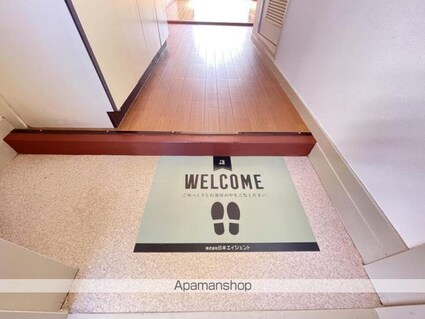 レ・セーナ中一万[1K/18.09m2]の玄関